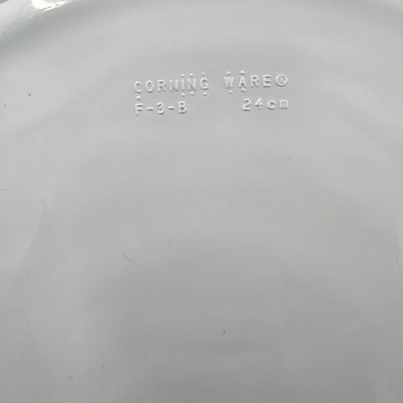 Corningware Corning Ware 10" French White Quiche Pan F-3-B - Picture 2 of 3